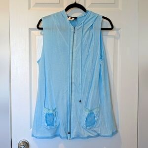 Light Blue Sleeveless Zip-Up Vest